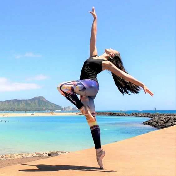 Instagram Beach Photography Poses For Female