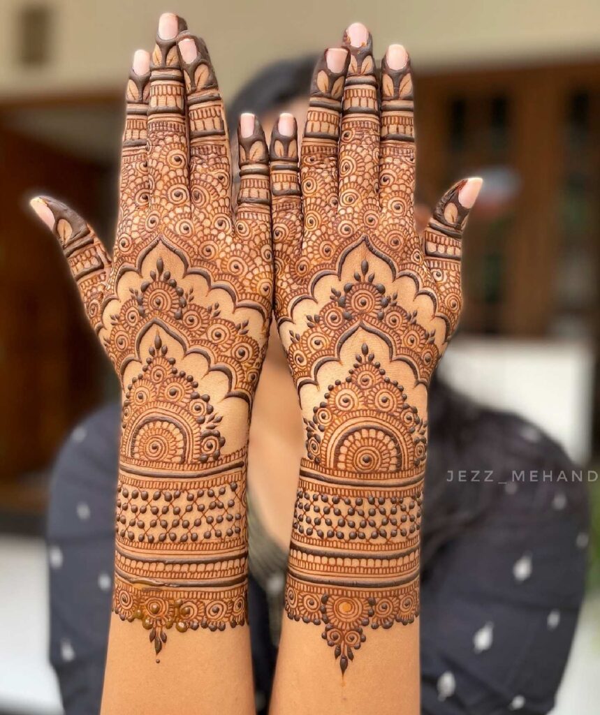 Instagram Stylish Mehndi Design